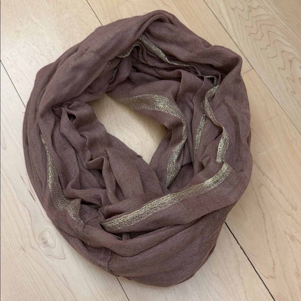 Elegant rose and Gold Women's Scarf